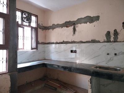 Kitchen Image of 550 Sq.ft 1 BHK Apartment / Flat for sale in Shubham Apartments, Shalimar Garden Ghaziabad for Rs. 2450000
