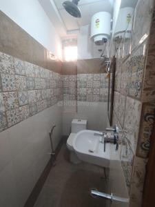 Bathroom Image of 1500 Sq.ft 2 BHK Apartment / Flat for rent in Chinhat Lucknow for Rs. 29000