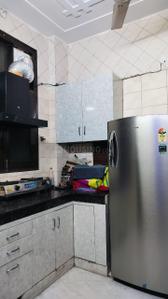 Kitchen Image of 1450 Sq.ft 3 BHK Builder Floor for rent in Paschim Vihar New Delhi for Rs. 40000