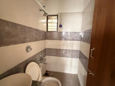 Bathroom Image of 1730 Sq.ft 3 BHK Apartment / Flat for sale in Poddar Palm Meadows, Vejalpur Ahmedabad for Rs. 8200000