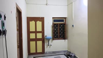 Bedroom Image of 500 Sq.ft 2 BHK Apartment / Flat for rent in Mirchaibari Katihar for Rs. 8000