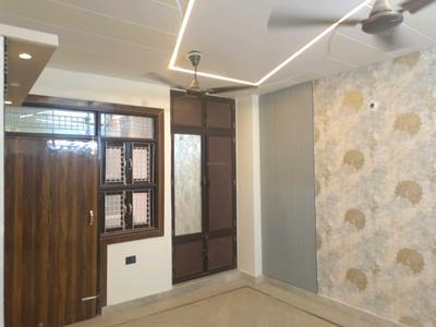 Bedroom Image of 1000 Sq.ft 3 BHK Builder Floor for sale in Dwarka Mor New Delhi for Rs. 4500000