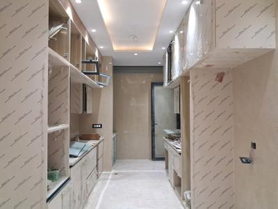 Kitchen Image of 1800 Sq.ft 3 BHK Builder Floor for sale in Paschim Vihar New Delhi for Rs. 37200000