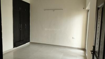 Bedroom Image of 1240 Sq.ft 2.5 BHK Apartment / Flat for sale in Paramount Floraville, Sector 137 Noida for Rs. 13600000