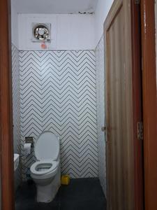 Common Bathroom Two Image of 12000 Sq.ft 6 BHK Villa for sale in Dkrrish Alaska Farms, Nagli Bahrampur Noida for Rs. 12500000