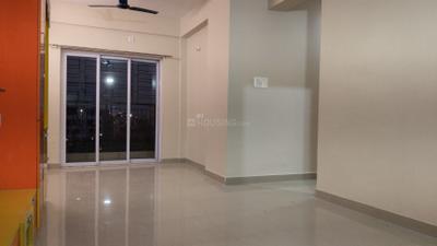 Living Room Image of 1200 Sq.ft 3 BHK Apartment / Flat for rent in Chinar Park Kolkata for Rs. 25000