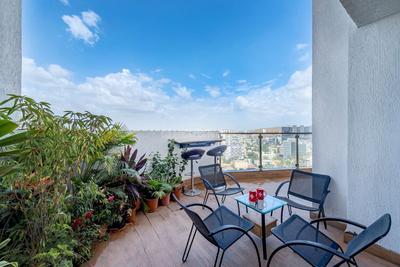 Balcony Image of 2200 Sq.ft 4.5 BHK Apartment / Flat for rent in Emirus G, Baner Pune for Rs. 200000