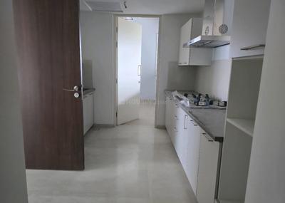 Kitchen Image of 2200 Sq.ft 3 BHK Apartment / Flat for rent in Lokhandwala Minerva, Worli Mumbai for Rs. 360000