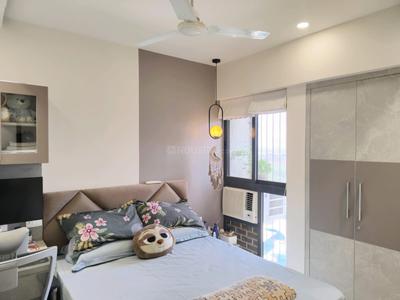 Bedroom Image of 700 Sq.ft 2 BHK Apartment / Flat for sale in Lodha Crown, Thane West Thane for Rs. 10400000