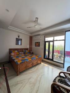 Bedroom Image of 1600 Sq.ft 3 BHK Builder Floor for sale in Chhattarpur New Delhi for Rs. 12000000