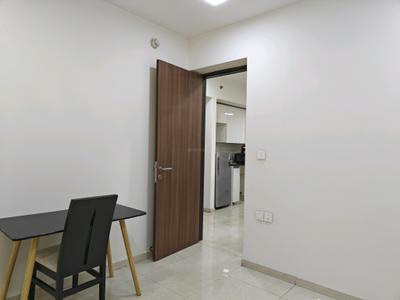 Bedroom Image of 950 Sq.ft 2 BHK Apartment / Flat for sale in Lodha New Cuffe Parade, Sion Mumbai for Rs. 30000000