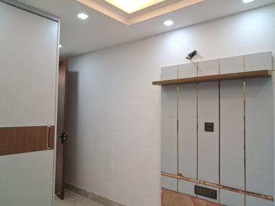 Bedroom Image of 1350 Sq.ft 3 BHK Builder Floor for sale in Paschim Vihar New Delhi for Rs. 27000000