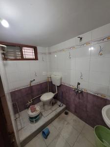 Bathroom Image of 1200 Sq.ft 3 BHK Independent House for rent in Scheme No 114 Indore for Rs. 35000