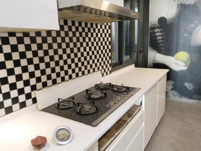 Kitchen Image of 2700 Sq.ft 4 BHK Apartment / Flat for sale in V Raheja Valencia, Santacruz West Mumbai for Rs. 145000000