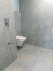 Common Bathroom Image of 1755 Sq.ft 3 BHK Apartment / Flat for sale in GeeCee Emerald, Kharghar Navi Mumbai for Rs. 27000000