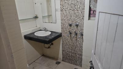 Image of 1850 Sq.ft 3 BHK Builder Floor for sale in Sarita Vihar, New Delhi for Rs. 26500000