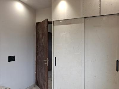 Bedroom Image of 900 Sq.ft 3 BHK Builder Floor for sale in Paschim Vihar New Delhi for Rs. 21000000