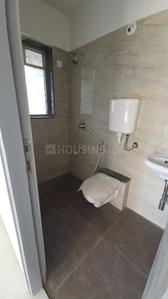 Bathroom Image of 700 Sq.ft 1 BHK Apartment / Flat for sale in Marigold Aangan, Mulund West Mumbai for Rs. 11000000