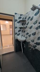 Bathroom Image of 400 Sq.ft 1 BHK Apartment / Flat for rent in Ramamurthy Nagar Bengaluru for Rs. 14000