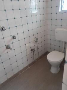 Bathroom Image of 847 Sq.ft 2 BHK Apartment / Flat for rent in Birati Kolkata for Rs. 12000