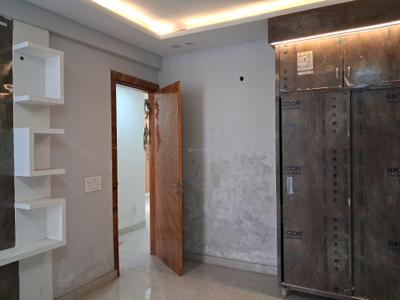 Bedroom Image of 1675 Sq.ft 3.5 BHK Apartment / Flat for sale in Sector 102 Noida for Rs. 8550000