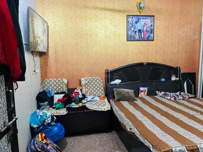 Bedroom Image of 900 Sq.ft 2 BHK Independent House for sale in Khajoori Khas New Delhi for Rs. 27500000