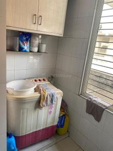 Bathroom Image of 1180 Sq.ft 3 BHK Apartment / Flat for rent in Maninagar Ahmedabad for Rs. 30000