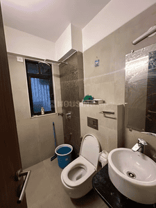 Image of 900 Sq.ft 2 BHK Apartment / Flat for rent in Kanakia Hollywood, Andheri West, Mumbai for Rs. 130000
