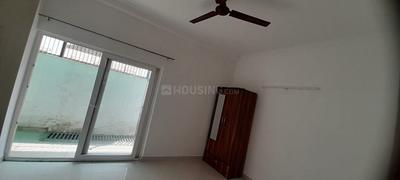 Bedroom Image of 2220 Sq.ft 3.5 BHK Villa for sale in Paramount Golfforeste Villas, Surajpur Greater Noida for Rs. 22000000