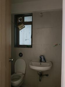 Common Bathroom Image of 909 Sq.ft 2 BHK Apartment / Flat for sale in Lodha Casa Rio, Palava Phase 1 Thane for Rs. 5500000