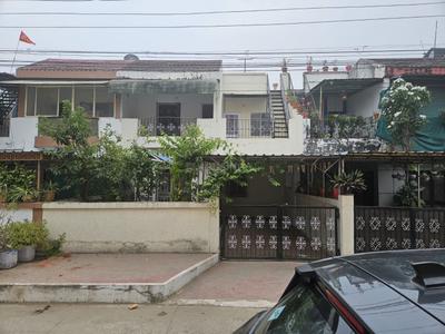 Building Image of 2000 Sq.ft 3 BHK Independent House for rent in Bagmugaliya Bhopal for Rs. 25000