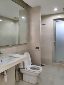 Common Bathroom Image of 2200 Sq.ft 4 BHK Apartment / Flat for sale in Lake Enclave, Hiranandani Estate Thane for Rs. 74000000