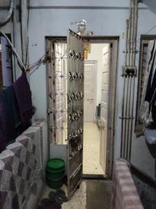 Bathroom Image of 1200 Sq.ft 1 BHK Apartment / Flat for rent in Khadia Ahmedabad for Rs. 25000