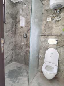 Common Bathroom Image of 1125 Sq.ft 3 BHK Apartment / Flat for sale in Chandan Hola New Delhi for Rs. 8500000