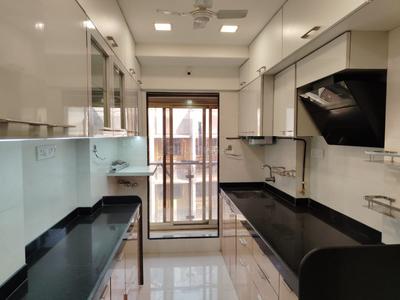 Kitchen Image of 1050 Sq.ft 2 BHK Apartment / Flat for rent in Vile Parle East Mumbai for Rs. 75000