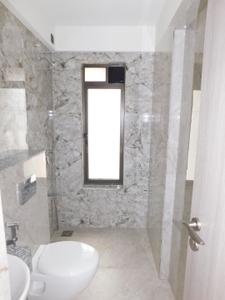 Bathroom Image of 650 Sq.ft 1 BHK Apartment / Flat for sale in Bandra East Mumbai for Rs. 17500000