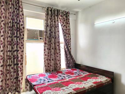 Bedroom Image of 913 Sq.ft 2 BHK Apartment / Flat for rent in Pyramid Urban Homes, Sector 70A Gurgaon for Rs. 30000