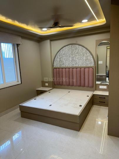 Vinayak Elenza II Main Image 1