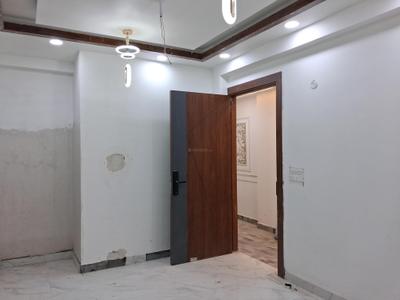 Living Room Image of 1100 Sq.ft 2 BHK Apartment / Flat for sale in Sector 72 Noida for Rs. 3900000