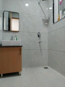 Bedroom Image of 800 Sq.ft 1 RK Apartment / Flat for rent in DLF Phase 5 Gurgaon for Rs. 28000