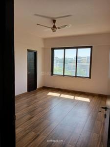 Bedroom Image of 2756 Sq.ft 4 BHK Apartment / Flat for rent in Shree Radha Jaldeep Vertex, Ambli Ahmedabad for Rs. 75000