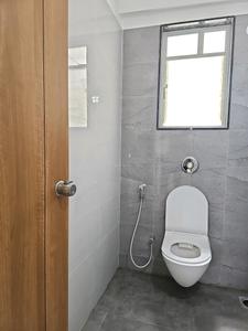 Common Bathroom Image of 1000 Sq.ft 3 BHK Apartment / Flat for sale in Vivaan Park, Lohegaon Pune for Rs. 9500000