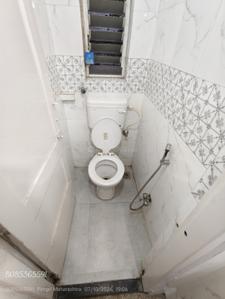 1 BHK Unfurnished Flat