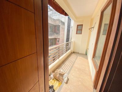 Balcony Image of 1810 Sq.ft 3 BHK Apartment / Flat for sale in Vivek Vihar New Delhi for Rs. 22100000