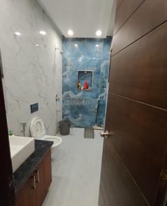 Bathroom Image of 4200 Sq.ft 5 BHK Duplex for sale in Sahastradhara Road Dehradun for Rs. 25000000
