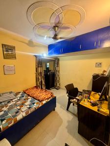Bedroom Image of 350 Sq.ft 1 BHK Apartment / Flat for sale in Dashrath Puri New Delhi for Rs. 4100000