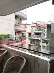 Bedroom Two Image of 1800 Sq.ft 3 BHK Apartment / Flat for rent in Satyam Apartment by Satyam Developers , Sector 18 Dwarka New Delhi for Rs. 49000