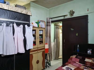 Bedroom Image of 700 Sq.ft 2 BHK Apartment / Flat for sale in LIG Apartment, Hastsal New Delhi for Rs. 6600000