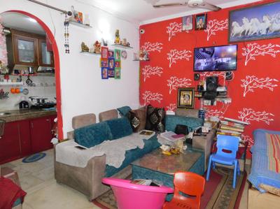 Living Room Image of 800 Sq.ft 2 BHK Apartment / Flat for sale in Mehrauli New Delhi for Rs. 4850000