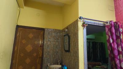 Living Room Image of 700 Sq.ft 2 BHK Apartment / Flat for sale in Baguiati Kolkata for Rs. 3500000